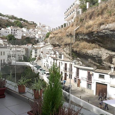 Casa Rural Las Cuevas De Setenil Setenil De Las Bodegas エクステリア 写真