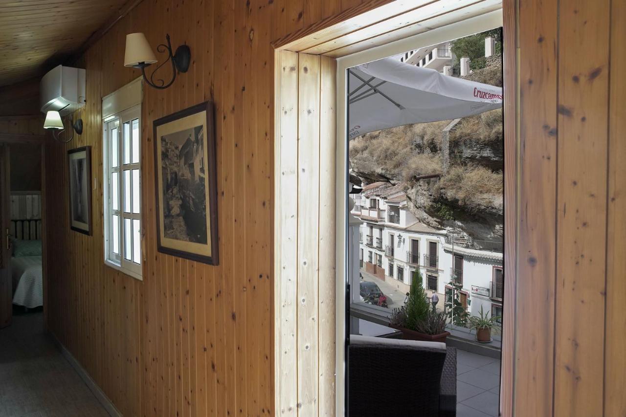 Casa Rural Las Cuevas De Setenil Setenil De Las Bodegas エクステリア 写真