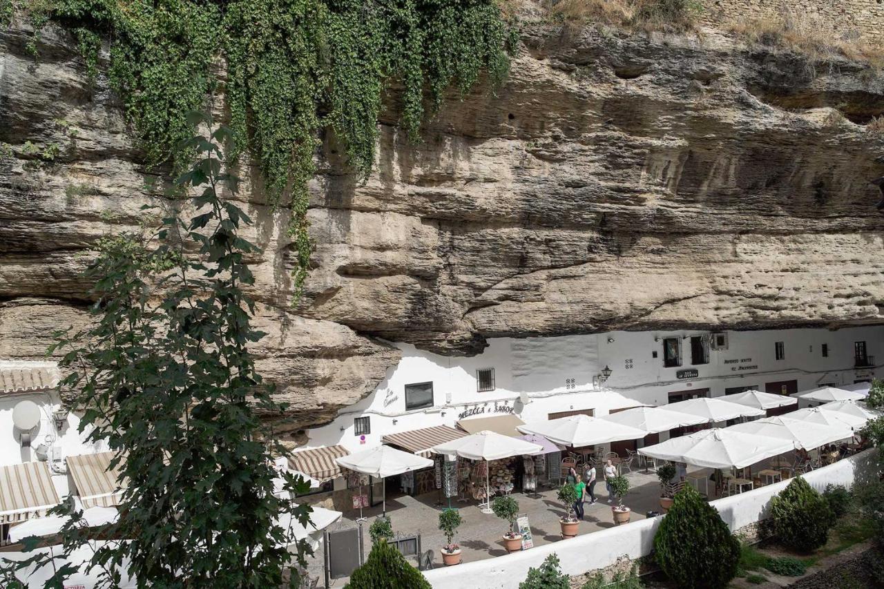 Casa Rural Las Cuevas De Setenil Setenil De Las Bodegas エクステリア 写真