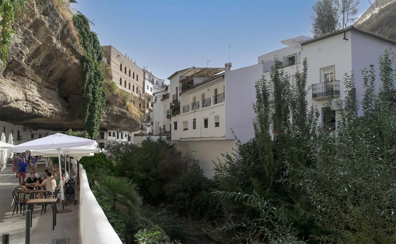 Casa Rural Las Cuevas De Setenil Setenil De Las Bodegas エクステリア 写真